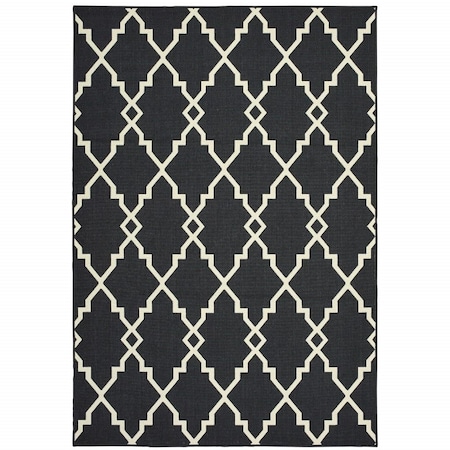 Homeroots 7 x 10 ft. Black & Ivory Trellis Indoor & Outdoor Area Rug 389534